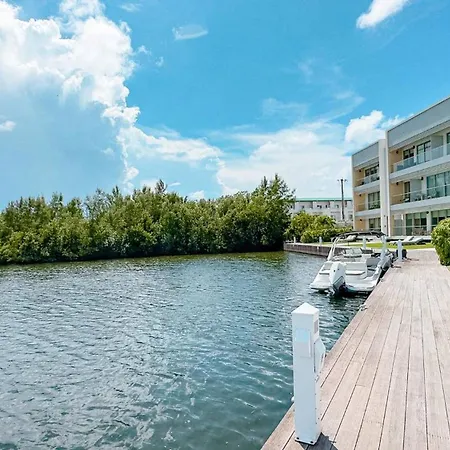 Modern Luxury 2Bed By 7 Mile Beach